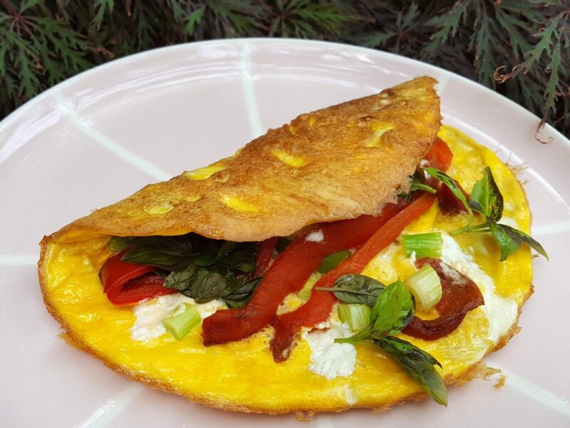 Goat’s cheese and grilled pepper omelette