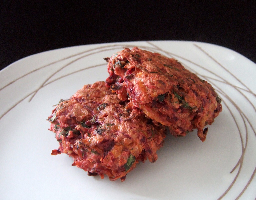 Beet and carrot burger