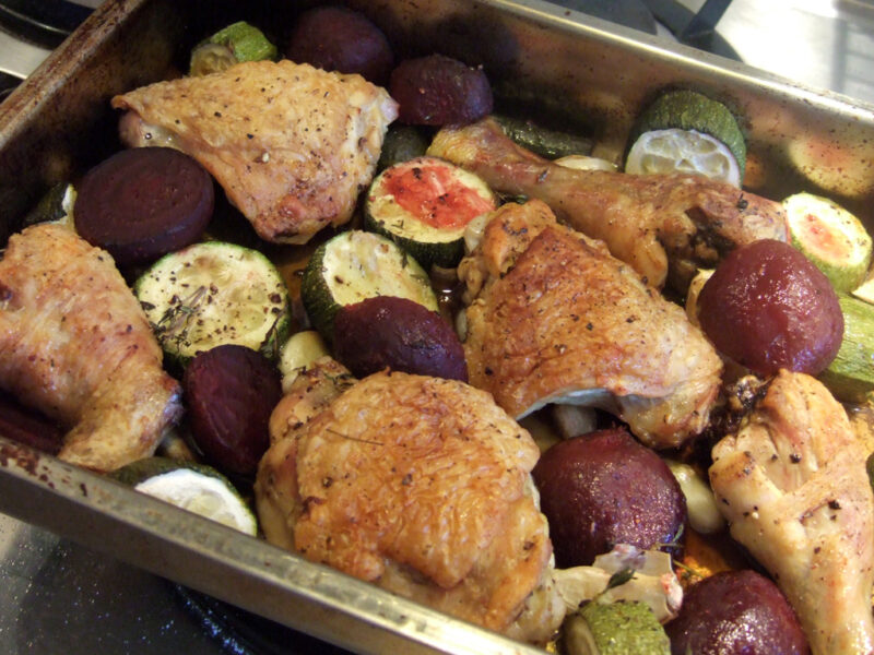 Baked chicken with courgette and beetroot