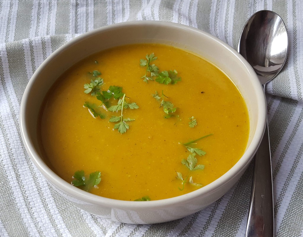 Curried cauliflower and squash soup