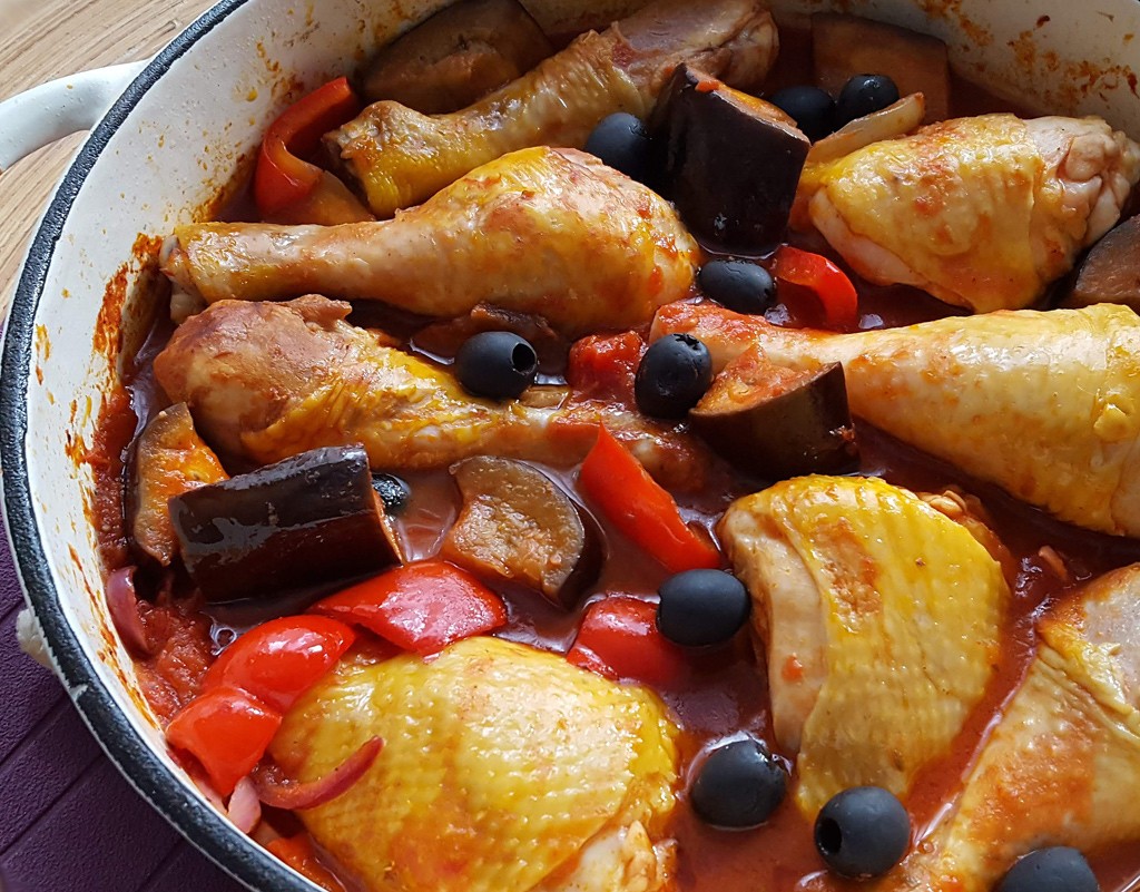 Greek-style chicken stew