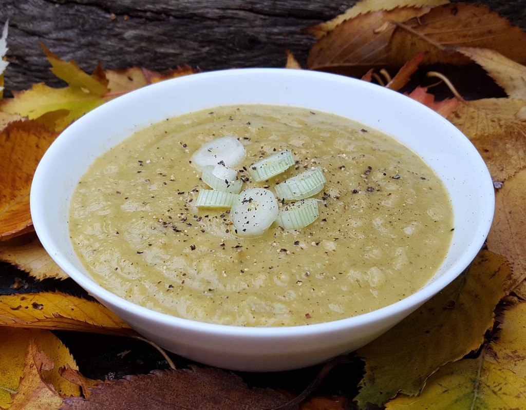 Thai-style broccoli soup