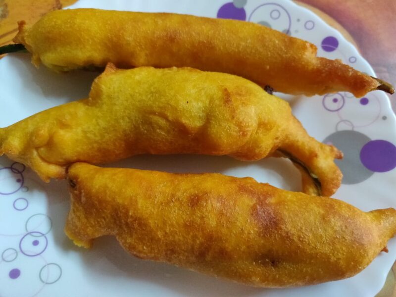 Mirchi bajji