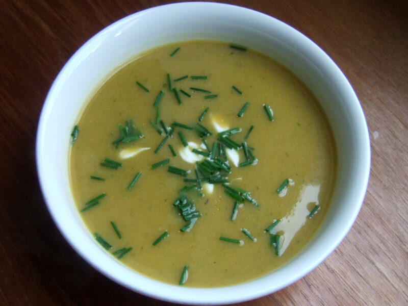 Roasted garlic and sweet potato soup