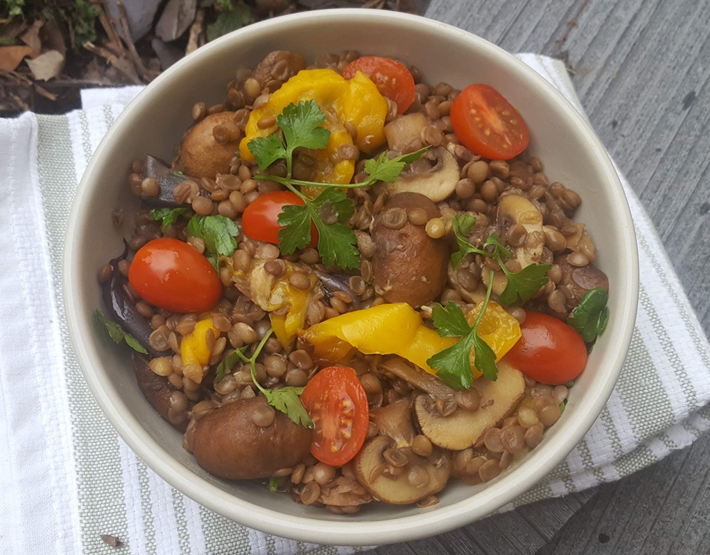 Lentils with roasted pepper & mushroom