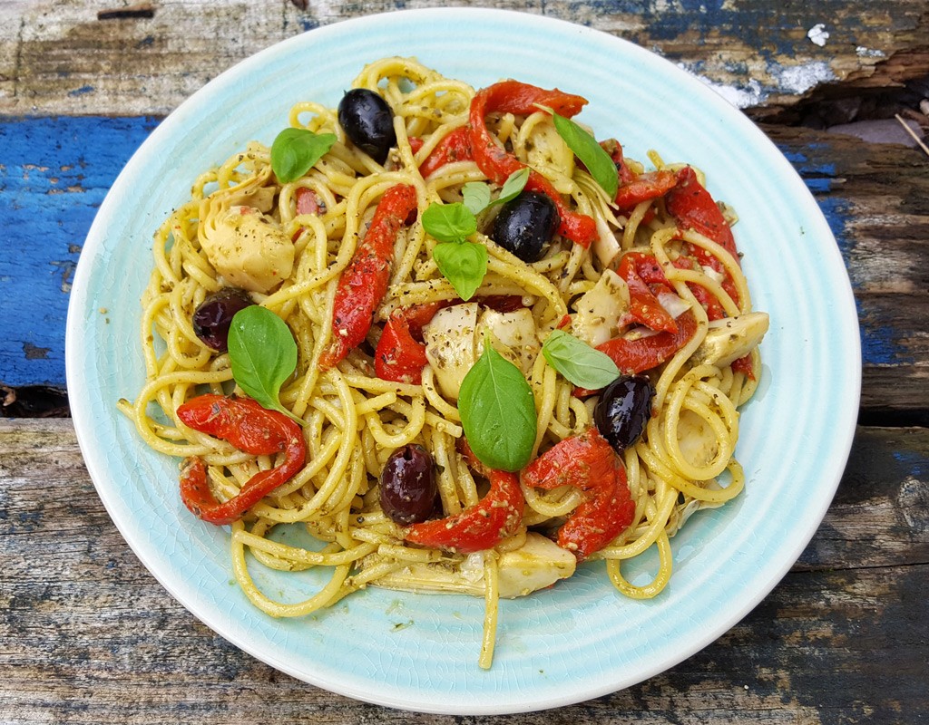 Roasted artichoke and red pepper pasta