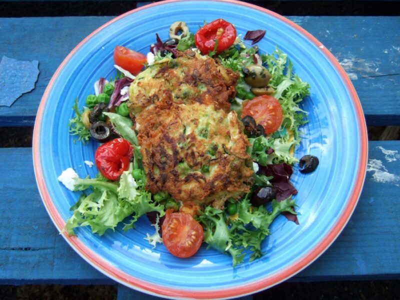 Courgette and green pea fritters