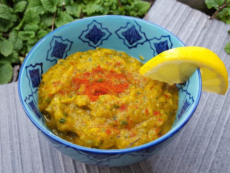 Roasted aubergine and pepper dip