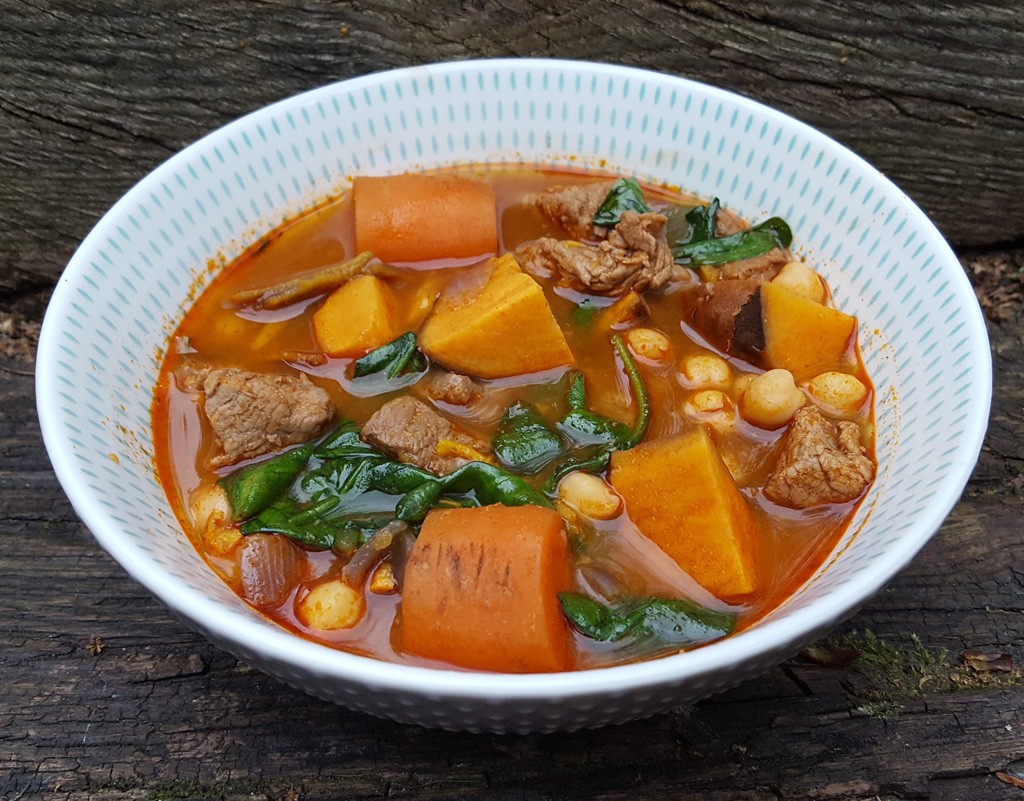 Beef, chickpea & sweet potato paprika stew