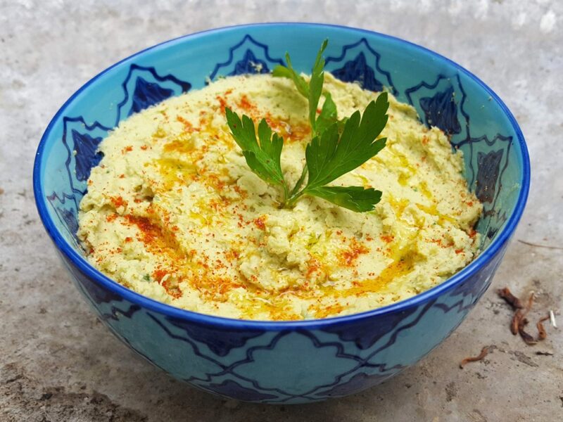 Roasted garlic hummus