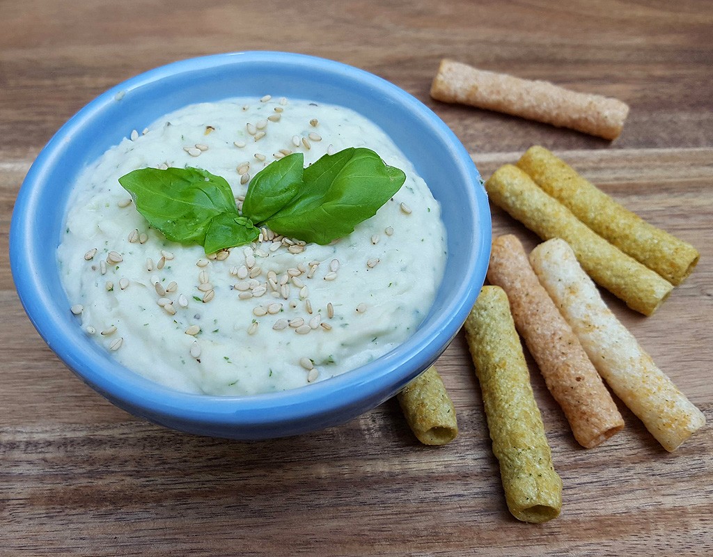 White bean hummus