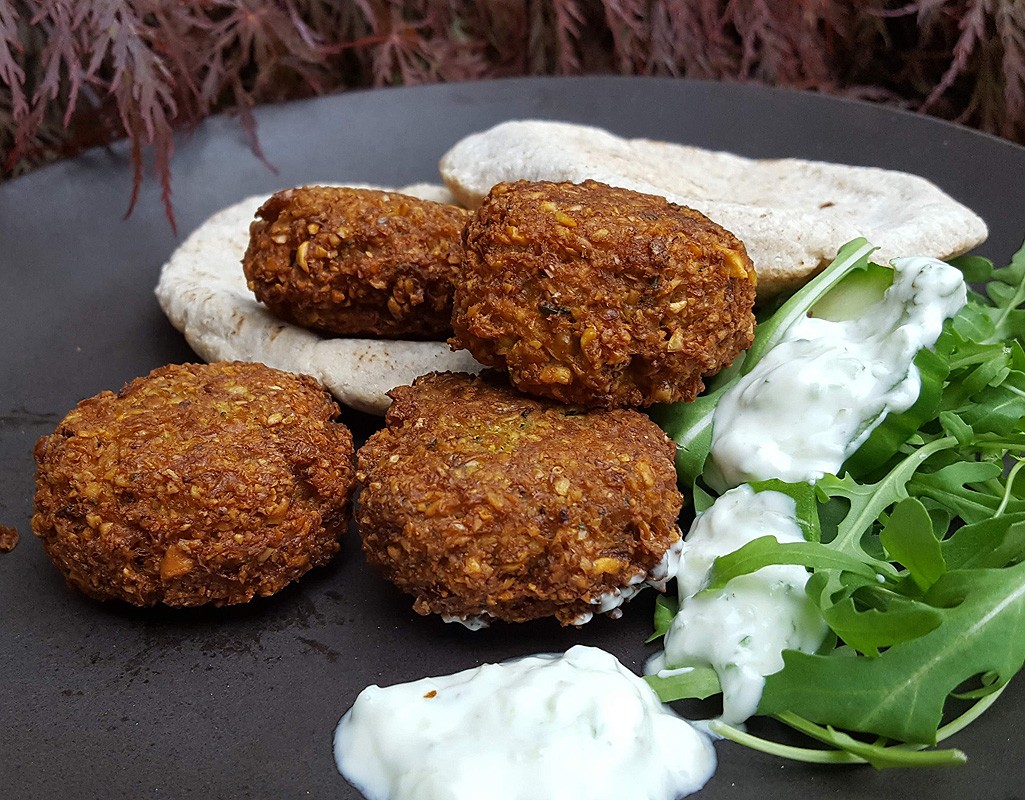 Courgette falafel