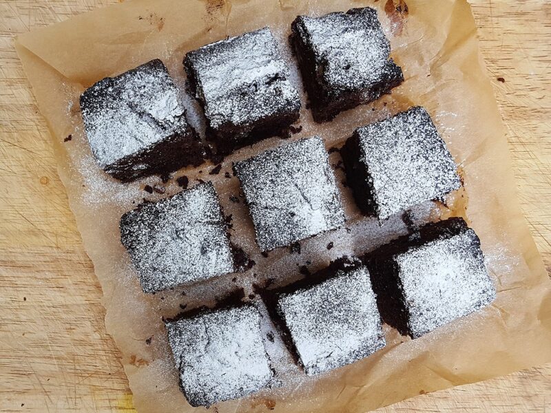 Brownies with prunes