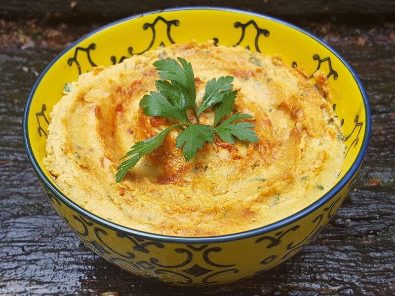 Harissa hummus