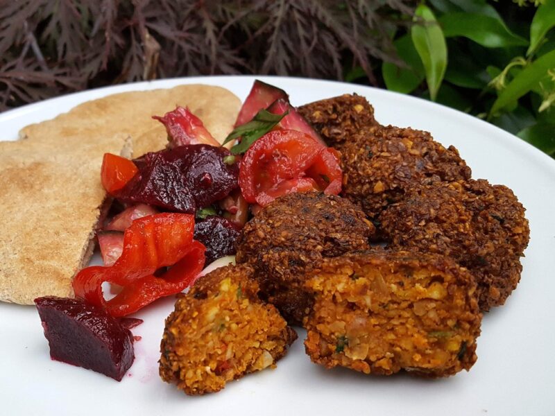 Roasted pepper falafel