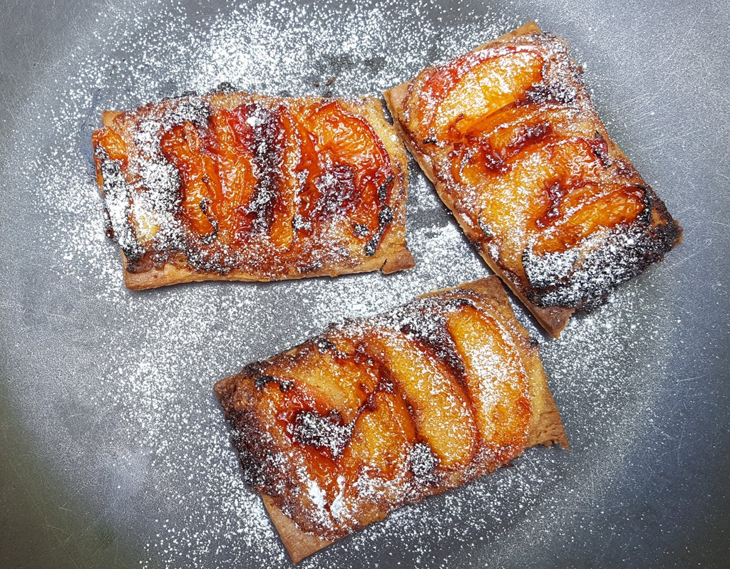 Vegan peach puff tarts