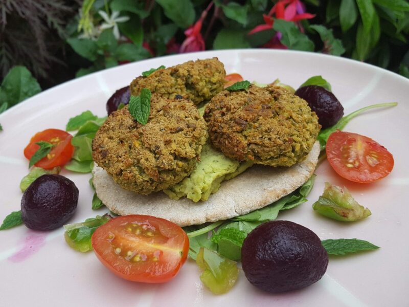 Baked Falafels with green peas