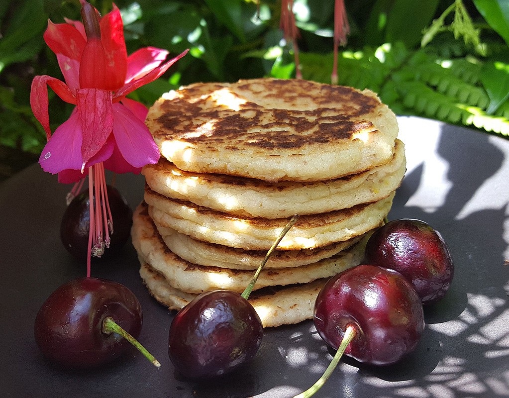 Vegan Almond pancakes