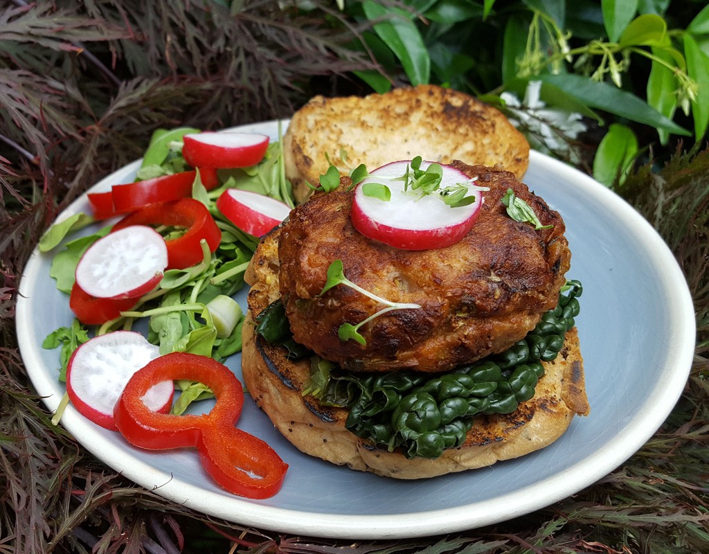 Vegan Jackfruit and courgette burger