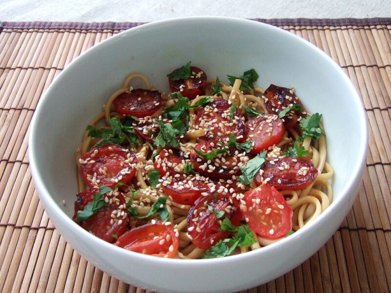 Japanese noodle and tomato salad