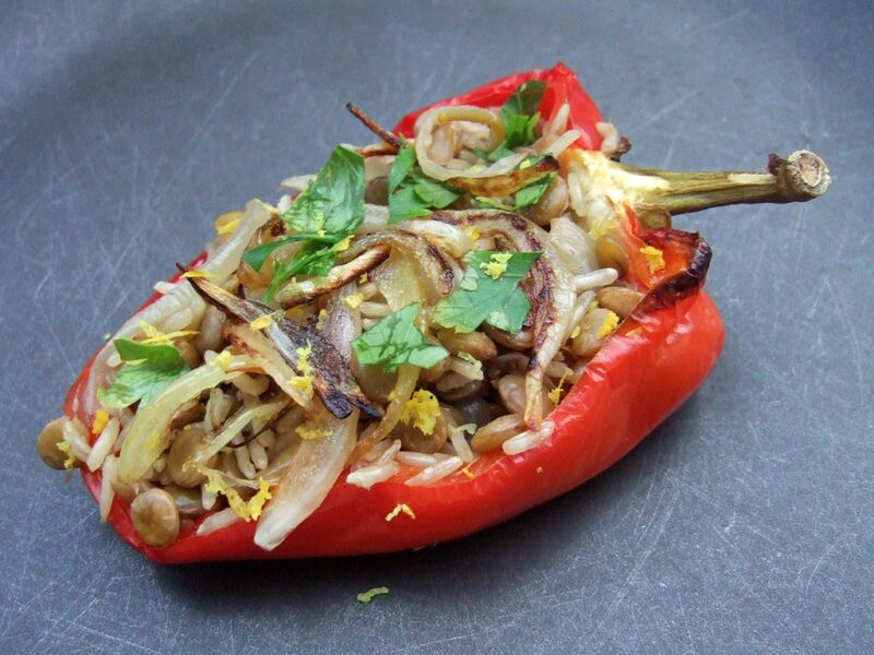 Roasted pepper stuffed with lentil and onion pilaf