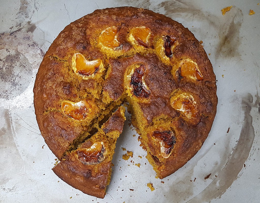 Spiced mandarin and carrot cake