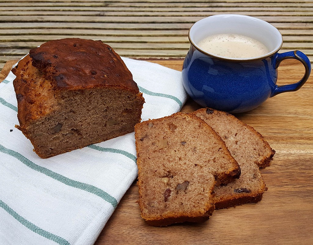 Vegan banana and walnut bread