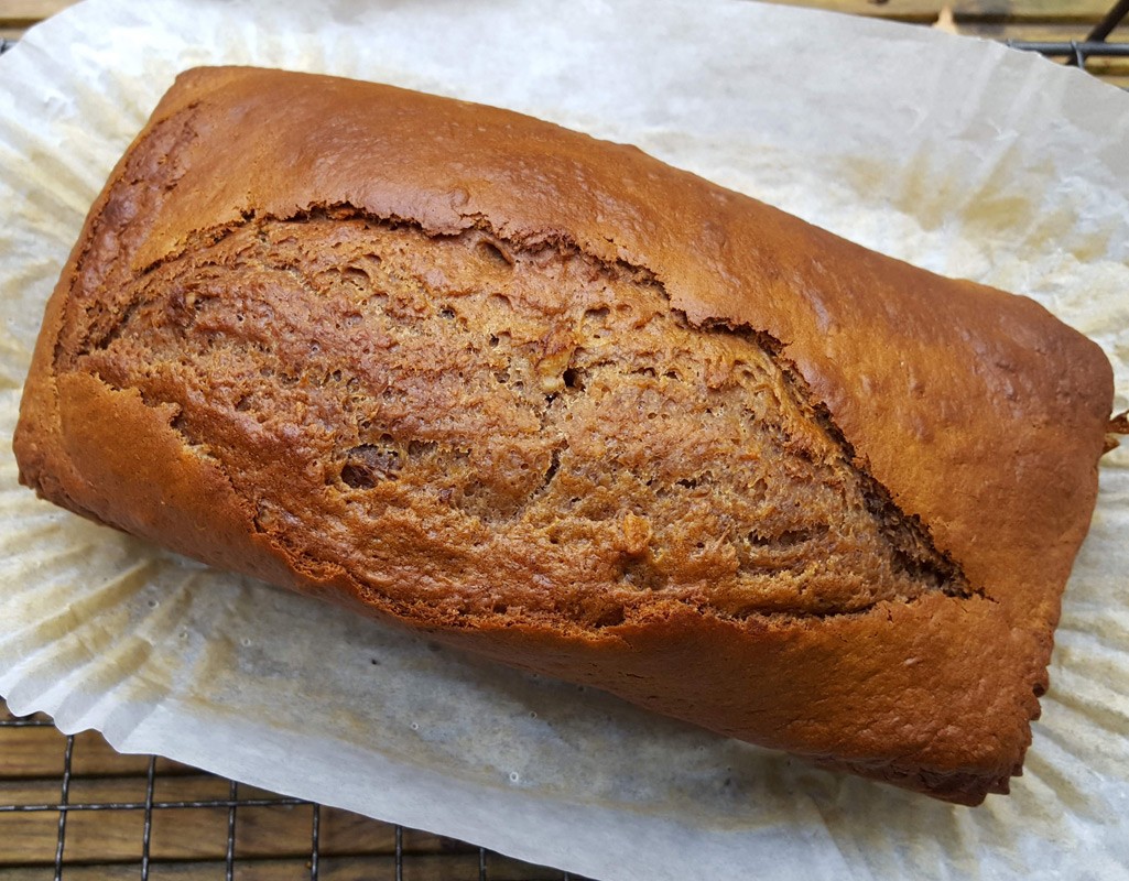 Banana and walnut loaf