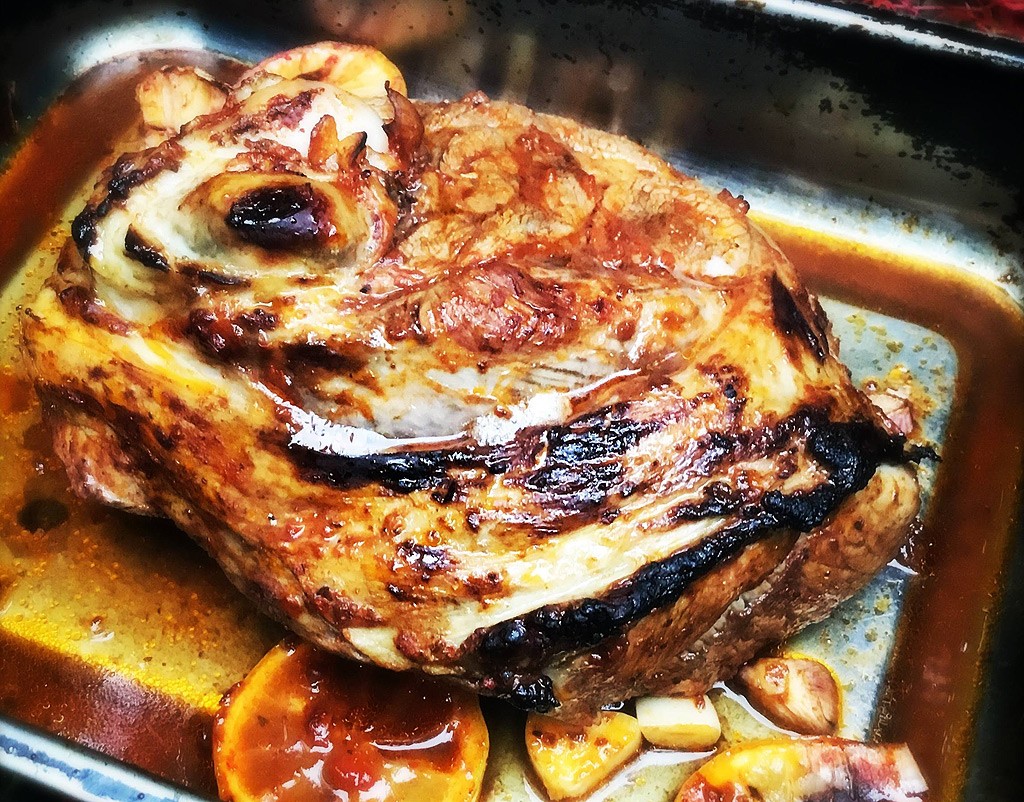 Harissa roasted leg of lamb