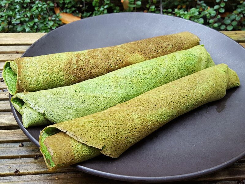 Low-carb spinach & egg wrap