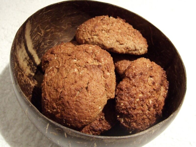 Spiced spelt cookies