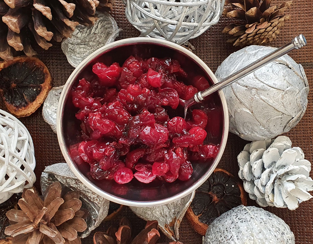 Cranberry sauce with port