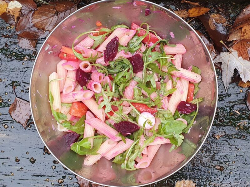 Pasta with roasted beetroot and red pepper