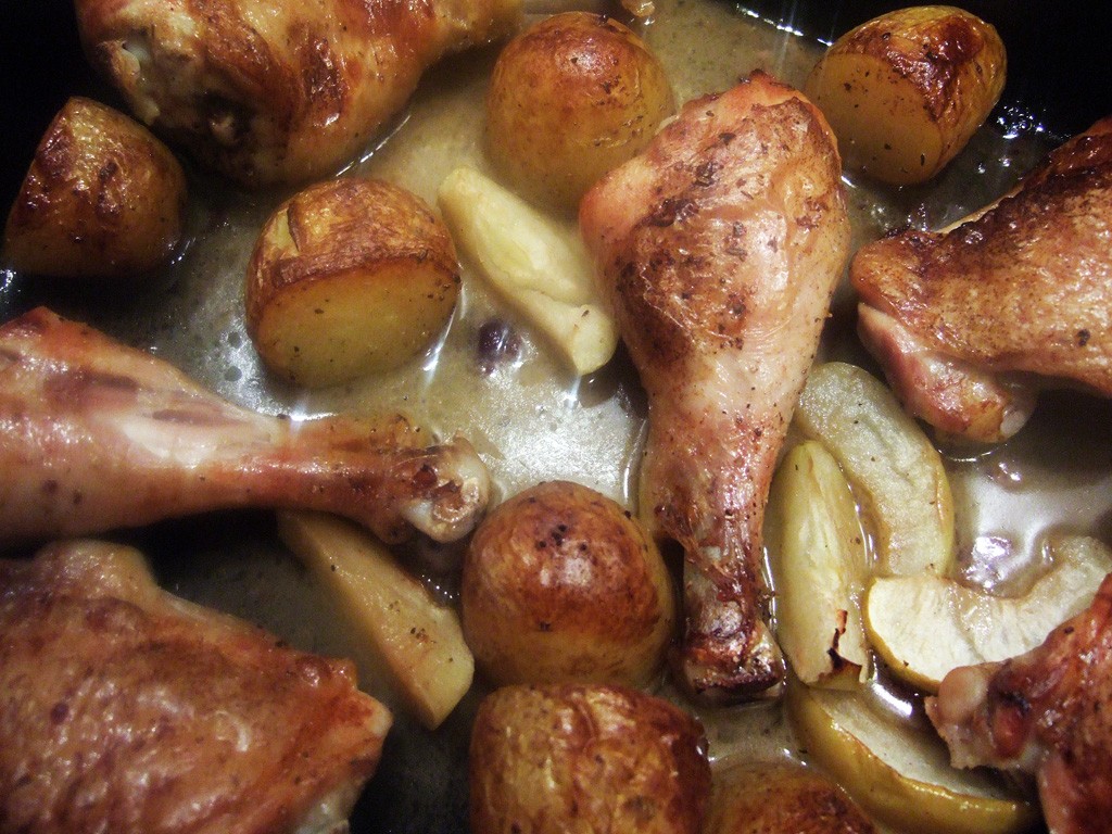 Chicken and potatoes baked in cider