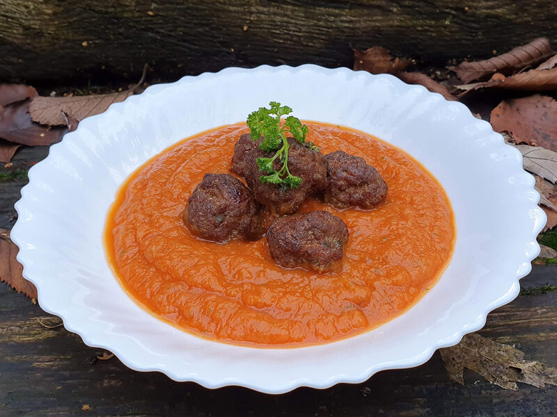 Meatballs in butternut squash and tomato sauce