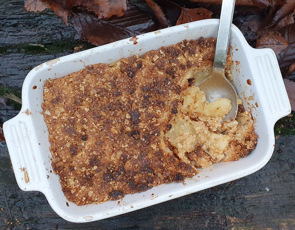 Spiced apple and pear crumble