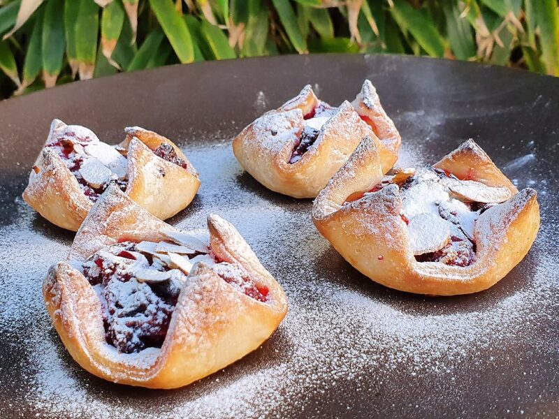 Cranberry puff tarts