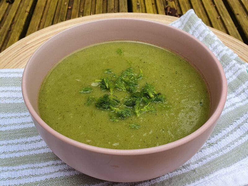 Fennel and broccoli soup