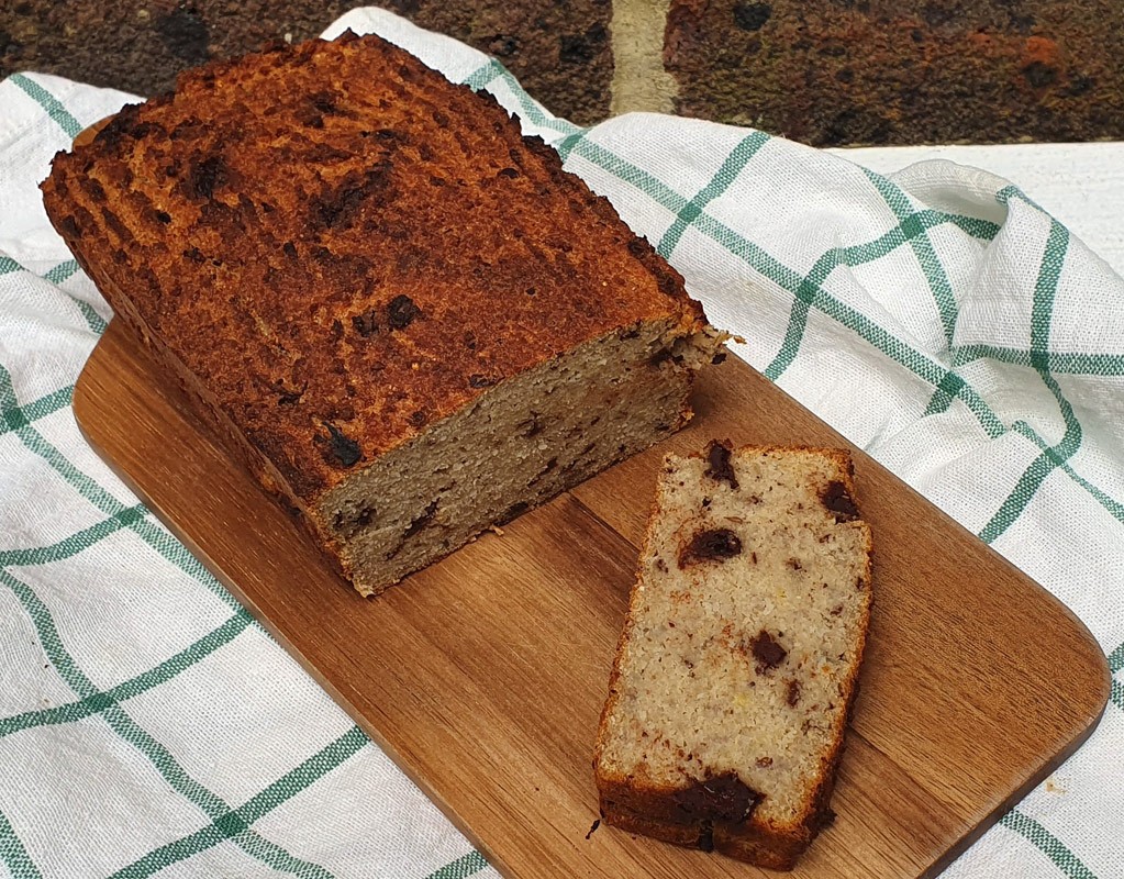 Almond and quinoa banana bread