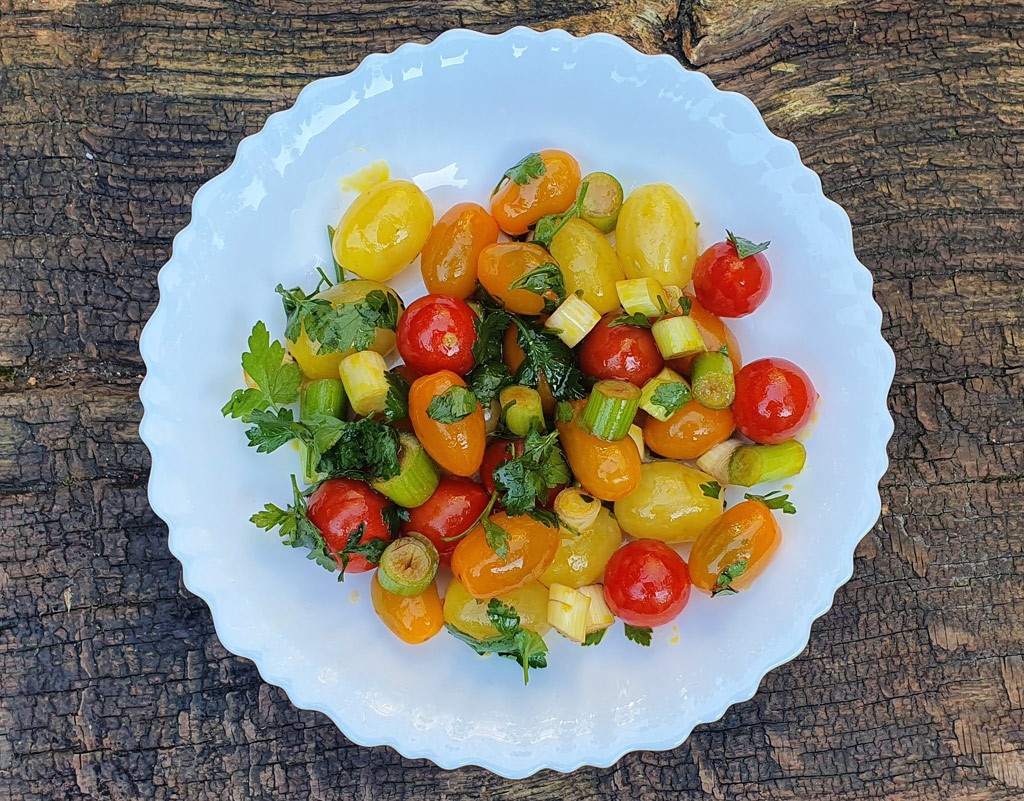 Balsamic rainbow tomato salad