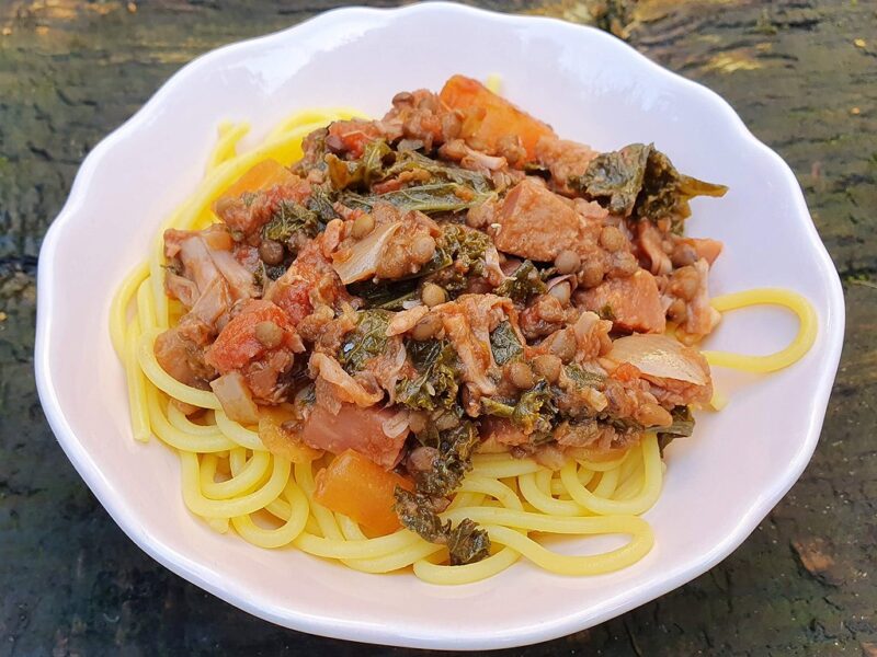 Jackfruit and lentil spaghetti