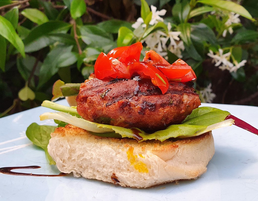 Mexican-style turkey burger