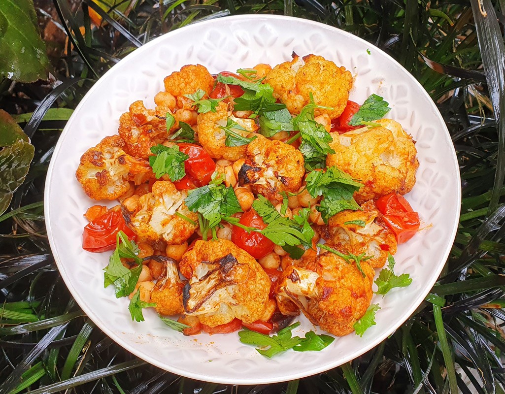 Spiced cauliflower with chickpeas