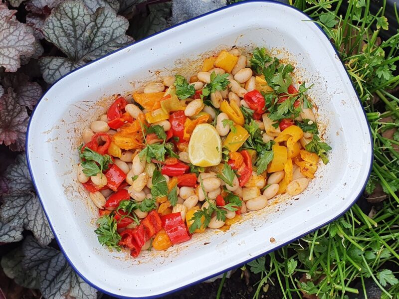 Harissa baked peppers and tomatoes with beans