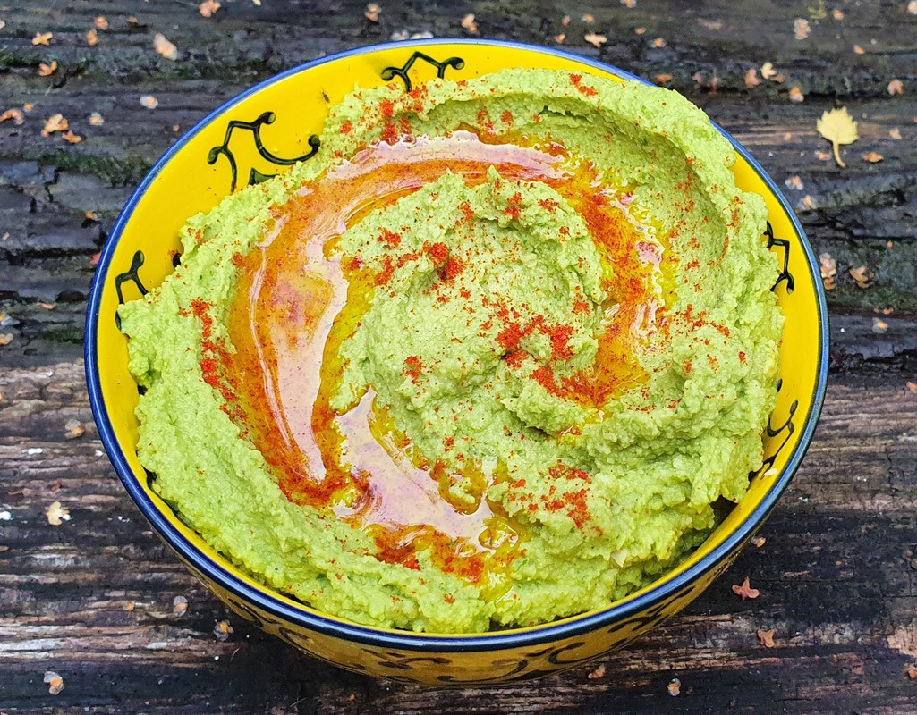 Spiced spinach hummus