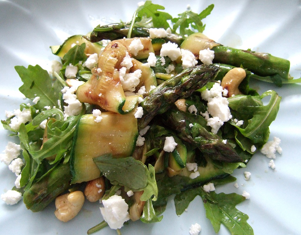 Asparagus and courgette salad with feta