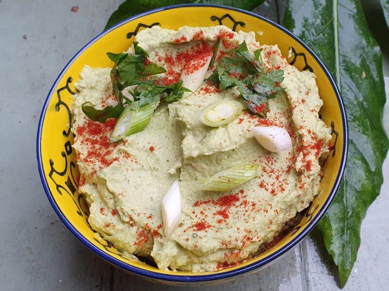 Avocado hummus