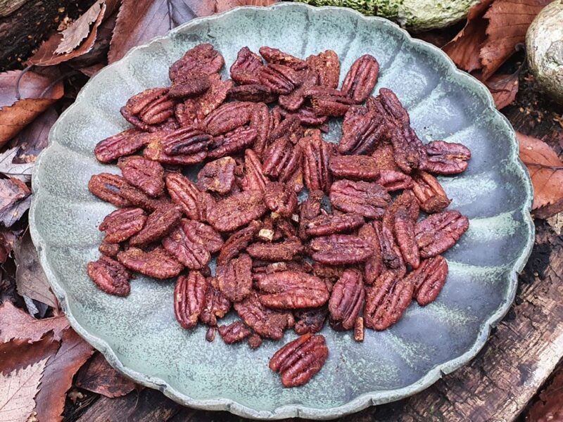 Curried cashew nuts