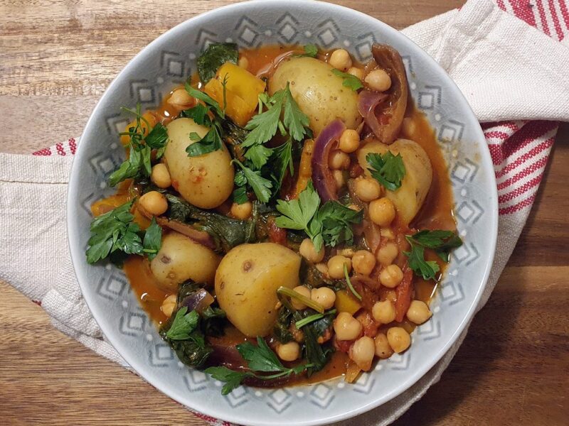 Spiced potato stew with spinach and chickpeas