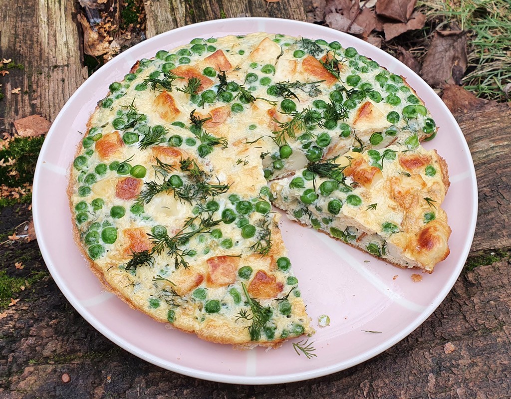 Halloumi and dill frittata with green peas